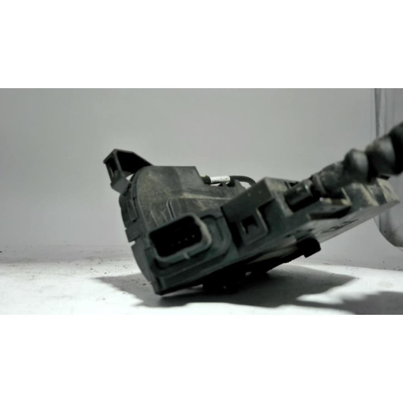 Serrure arriere droit RENAULT CLIO 4 PHASE 1 d’occasion