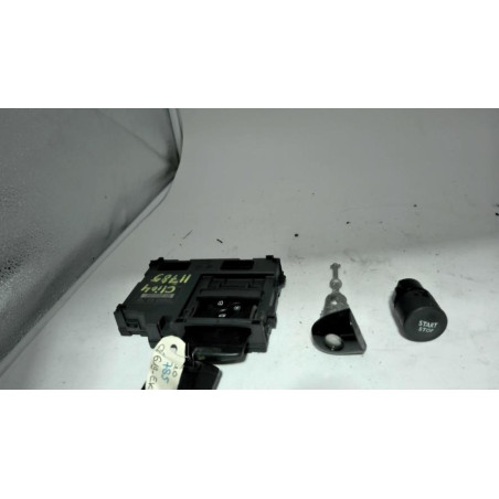 Lecteur de carte (neiman) RENAULT CLIO 4 PHASE 1 d’occasion