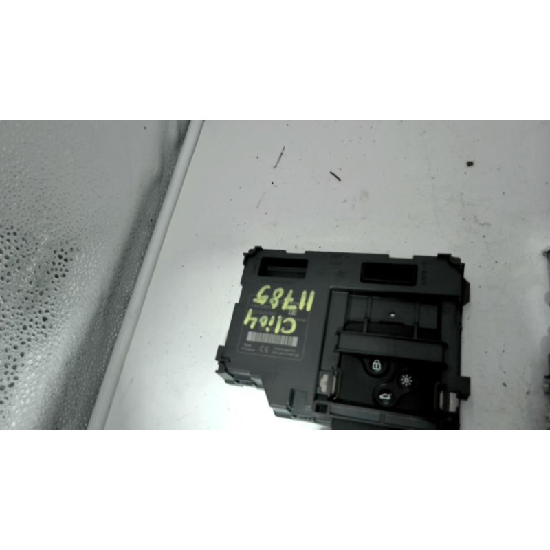 Lecteur de carte (neiman) RENAULT CLIO 4 PHASE 1 d’occasion