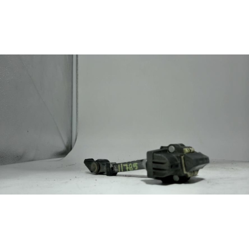 Charniere de porte arriere gauche RENAULT CLIO 4 PHASE 1 d’occasion