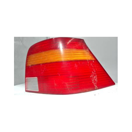 Feu arriere principal droit (feux) VOLKSWAGEN GOLF 4 d’occasion