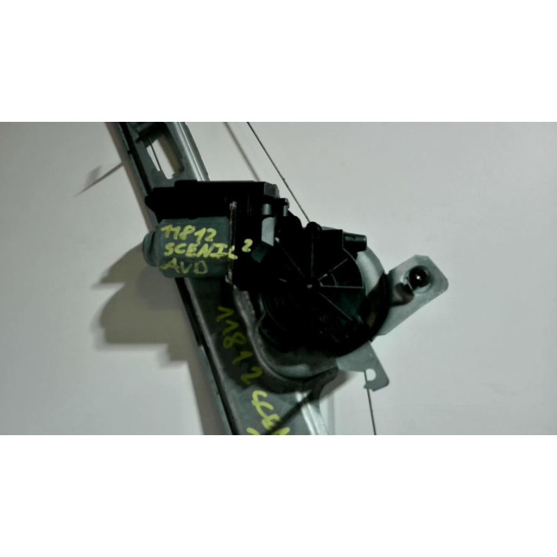Mecanisme de leve vitre electrique avant droit RENAULT SCENIC 2 PHASE 2 d’occasion