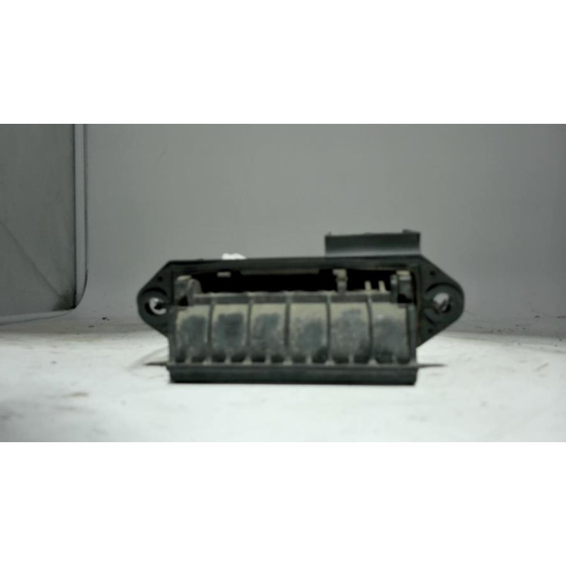 Bouton de coffre TOYOTA COROLLA 10 PHASE 2 d’occasion