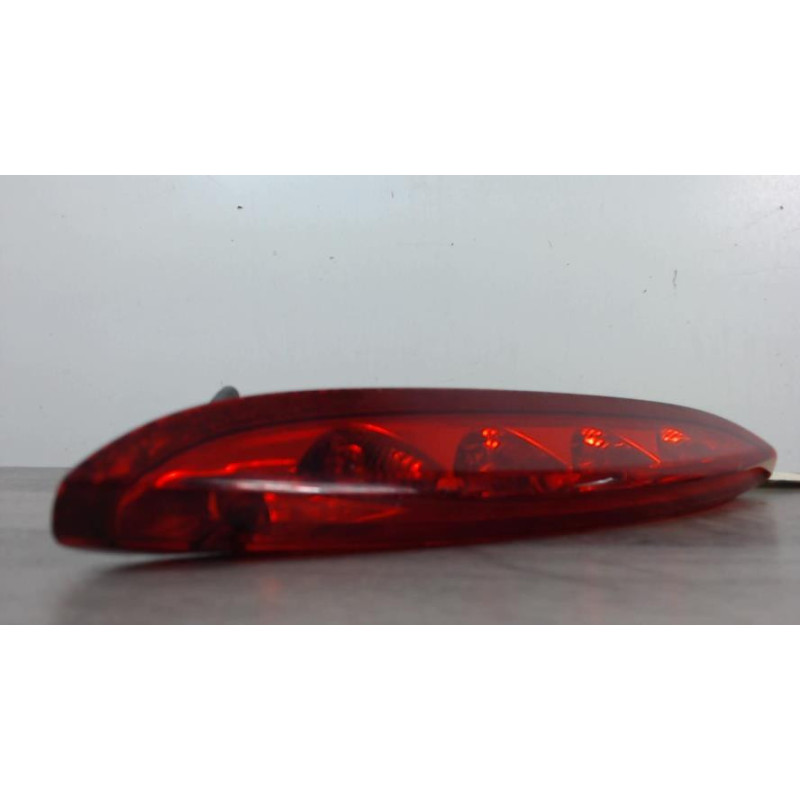 Feu arriere stop central PEUGEOT 208 1 PHASE 2 d’occasion