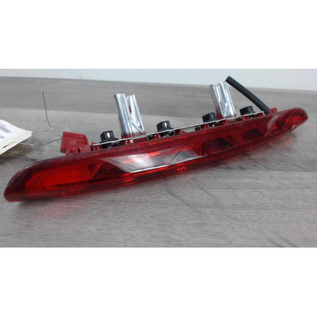 Feu arriere stop central PEUGEOT 208 1 PHASE 2 d’occasion