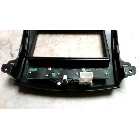 Bouton de warning MITSUBISHI OUTLANDER 2 PHASE 2 d’occasion