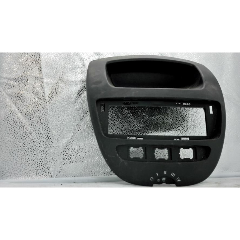 Tableau de bord TOYOTA AYGO 1 PHASE 2 d’occasion