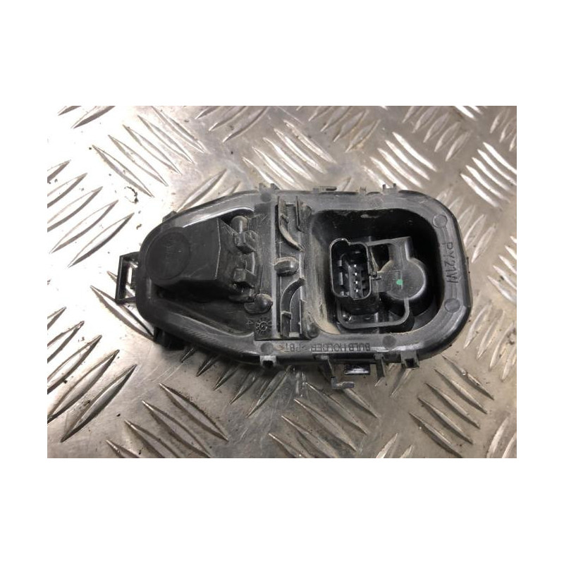Platine feu arriere droit RENAULT CLIO 4 PHASE 1 d’occasion