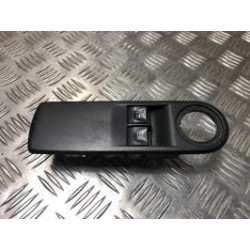 Interrupteur de leve vitre avant gauche RENAULT CLIO 4 PHASE 1 d’occasion