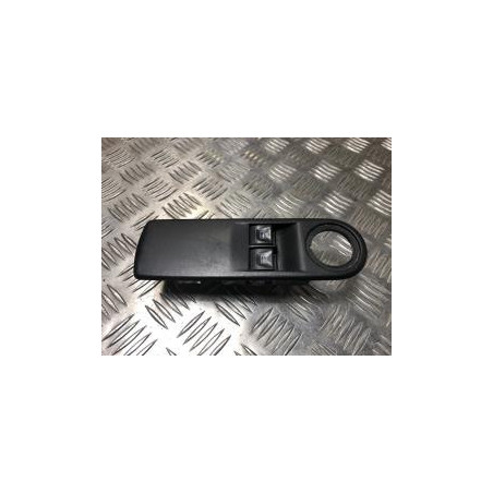 Interrupteur de leve vitre avant gauche RENAULT CLIO 4 PHASE 1 d’occasion