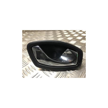 Poignee interieur arriere droit RENAULT CLIO 4 PHASE 1 d’occasion