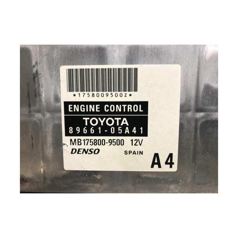 Calculateur moteur TOYOTA AVENSIS 2 PHASE 2 d’occasion