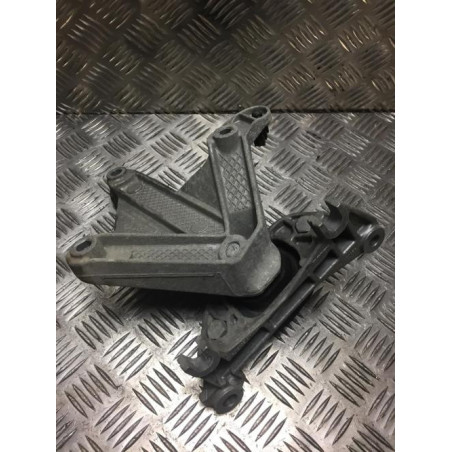 Support moteur gauche RENAULT MEGANE 2 PHASE 2 d’occasion