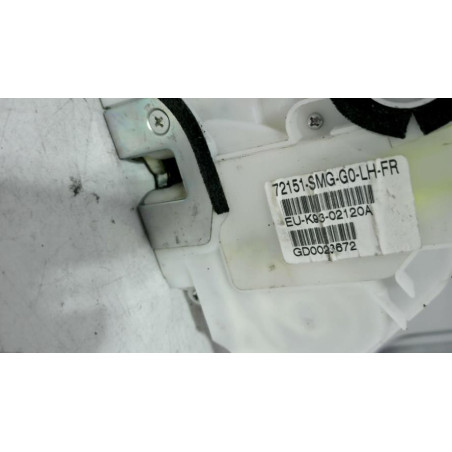 Serrure avant gauche HONDA CIVIC 8 PHASE 2 d’occasion