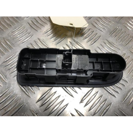 Interrupteur de leve vitre avant droit PEUGEOT 308 1 PHASE 2 d’occasion