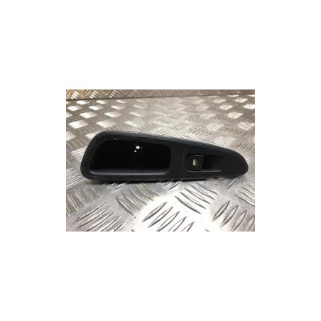 Interrupteur de leve vitre arriere droit PEUGEOT 308 1 PHASE 2 d’occasion