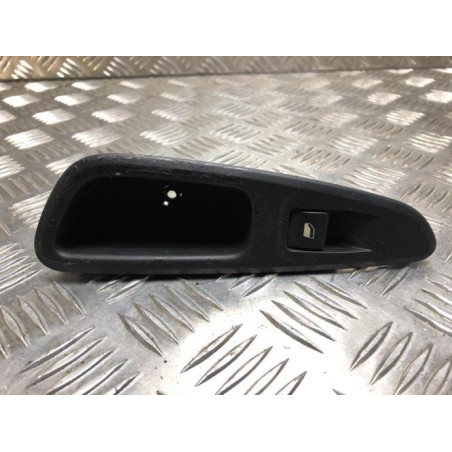 Interrupteur de leve vitre arriere droit PEUGEOT 308 1 PHASE 2 d’occasion