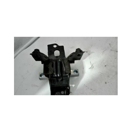 Support moteur gauche VOLKSWAGEN POLO 5 PHASE 1 d’occasion