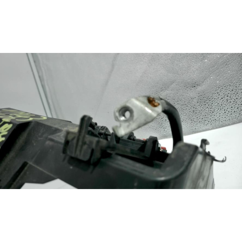 Cache batterie VOLKSWAGEN POLO 4 PHASE 2 d’occasion