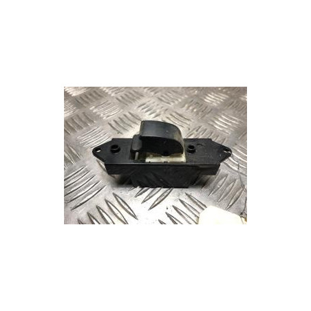 Interrupteur de leve vitre avant droit MITSUBISHI ASX PHASE 3 d’occasion