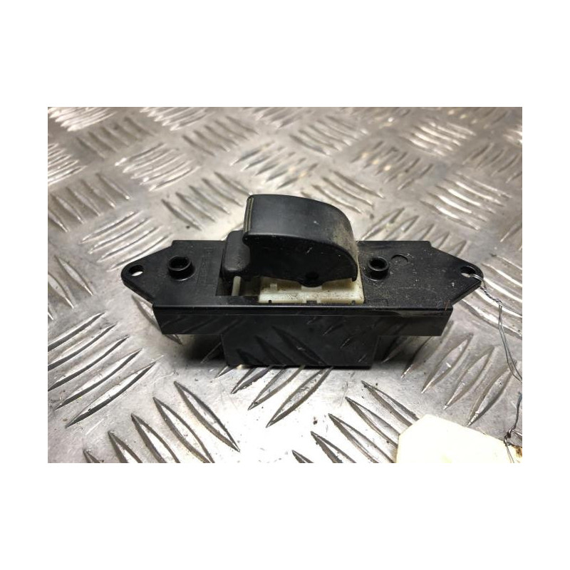 Interrupteur de leve vitre avant droit MITSUBISHI ASX PHASE 3 d’occasion