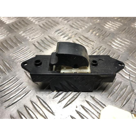 Interrupteur de leve vitre avant droit MITSUBISHI ASX PHASE 3 d’occasion