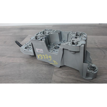 Platine feu arriere droit TOYOTA COROLLA VERSO 2 PHASE 1 d’occasion