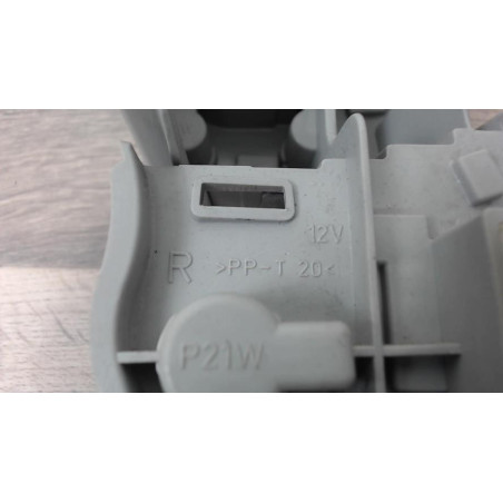 Platine feu arriere droit TOYOTA COROLLA VERSO 2 PHASE 1 d’occasion