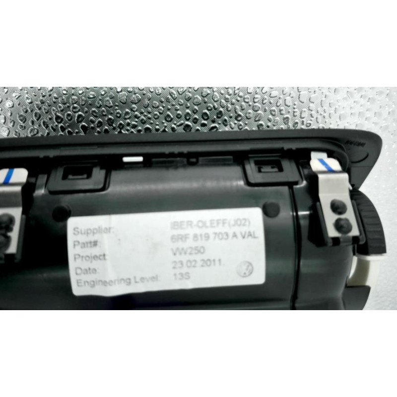 Aerateur tableau de bord avant gauche VOLKSWAGEN POLO 5 PHASE 1 d’occasion
