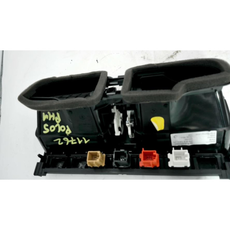Aerateur tableau de bord VOLKSWAGEN POLO 5 PHASE 1 d’occasion