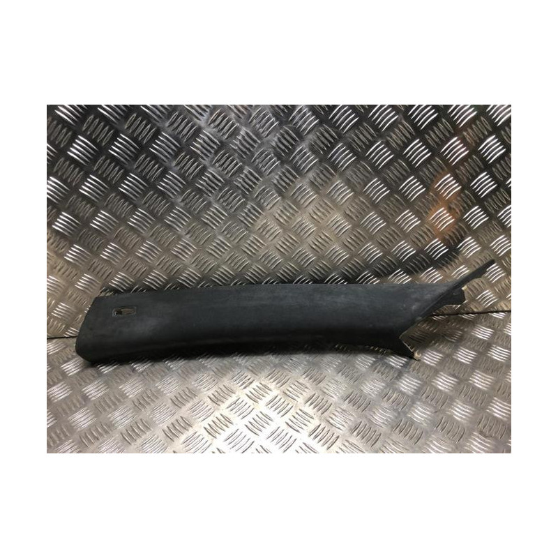 Garniture laterale arriere gauche PORSCHE CAYENNE 1 PHASE 1 d’occasion