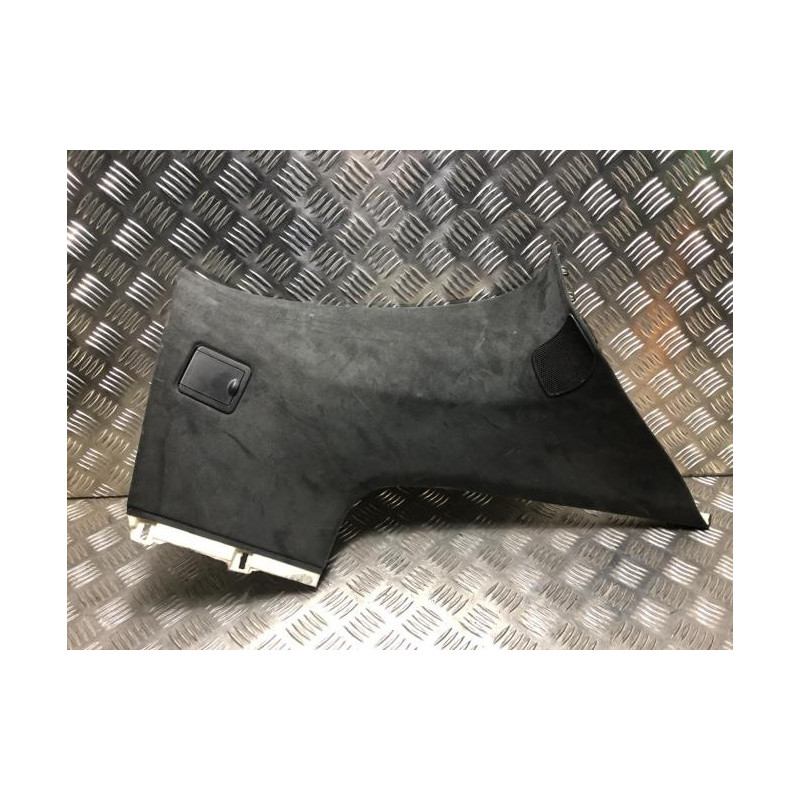Garniture laterale arriere gauche PORSCHE CAYENNE 1 PHASE 1 d’occasion