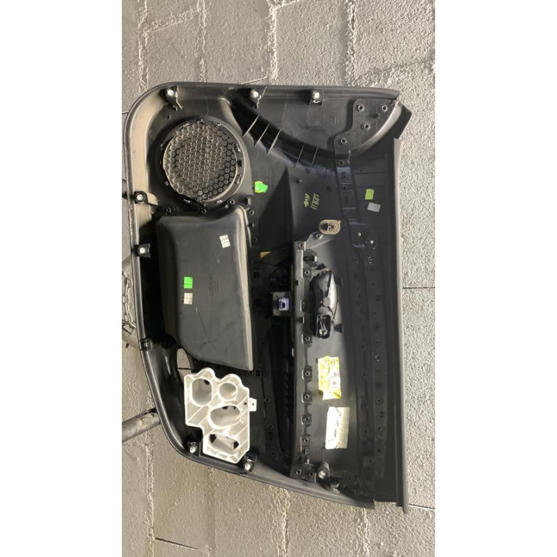 Panneau de porte avant gauche RENAULT LAGUNA 3 PHASE 1 BREAK d’occasion