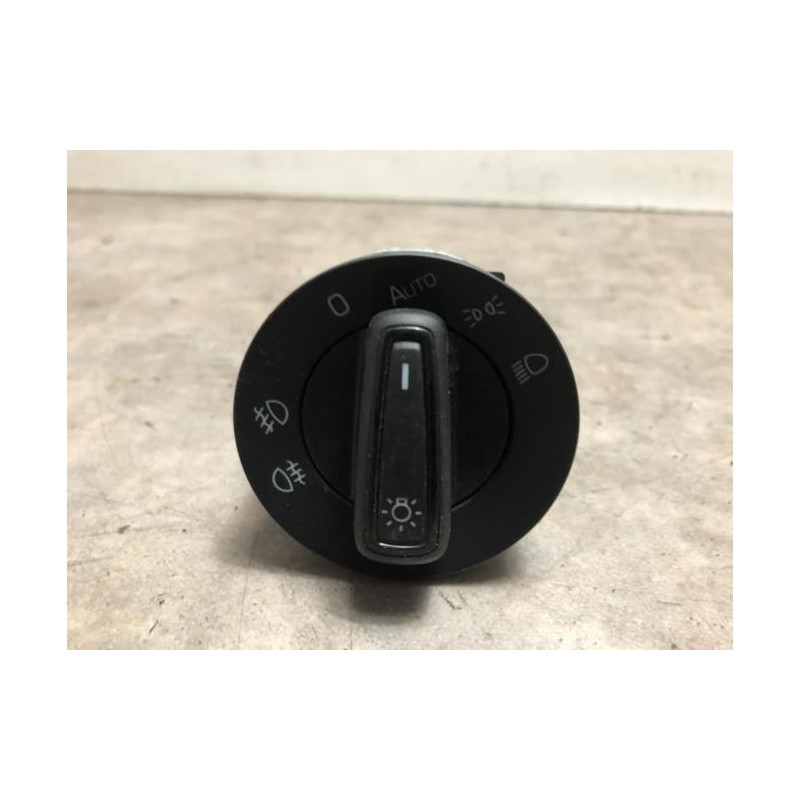 Commande de phare SKODA FABIA 3 PHASE 2 d’occasion