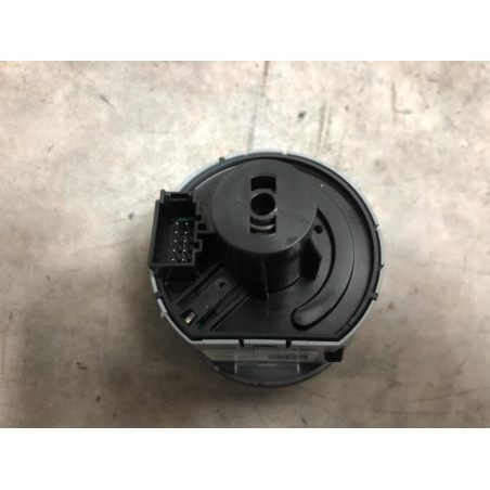 Commande de phare SKODA FABIA 3 PHASE 2 d’occasion