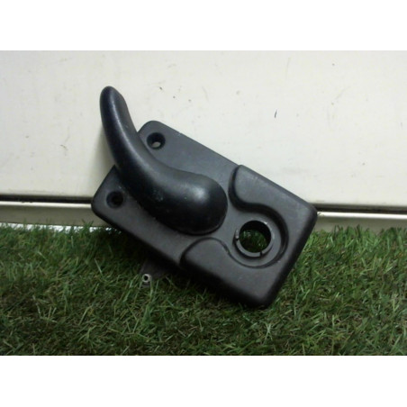 Poignee interieur arriere droit RENAULT MASTER II PHASE 2 CHASSIS CABINE d’occasion