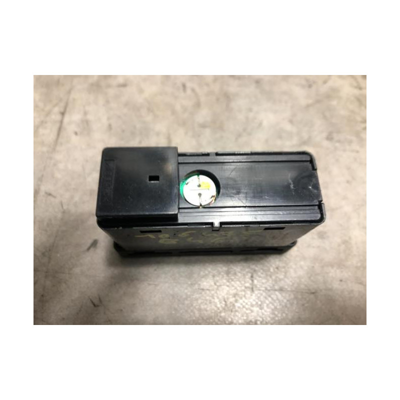 Bouton de warning BMW SERIE 3 E46 COUPE PHASE 1 d’occasion
