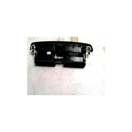 Aerateur tableau de bord RENAULT SCENIC 3 PHASE 1 d’occasion