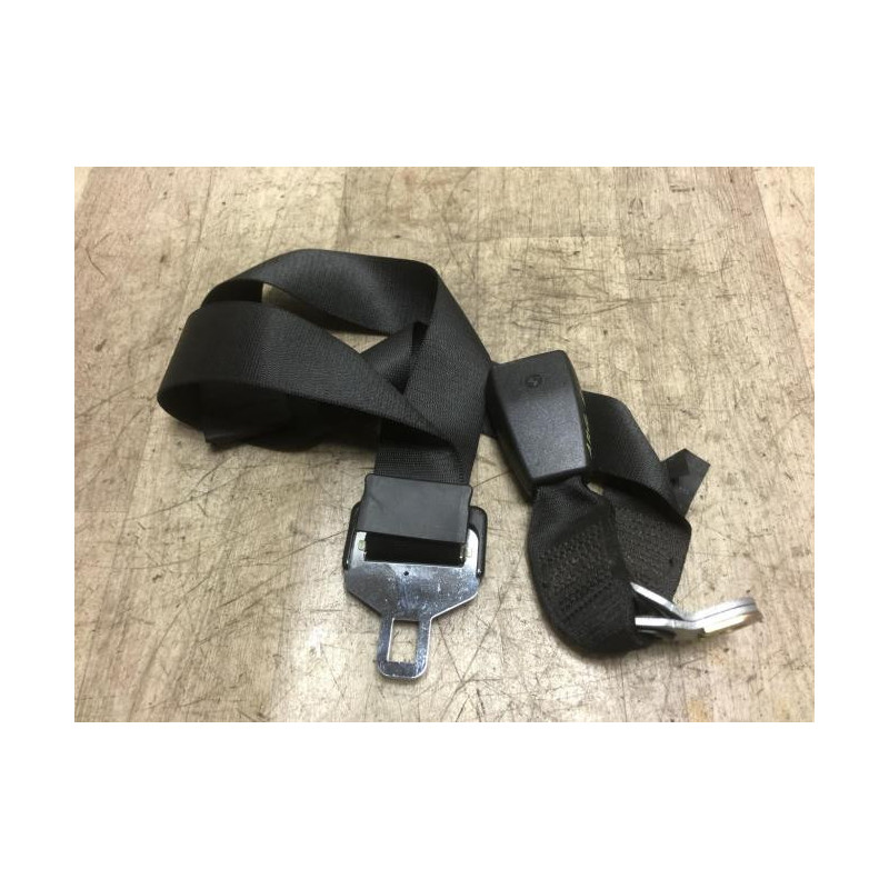 Attache ceinture arriere gauche BMW SERIE 3 E46 COUPE PHASE 1 d’occasion