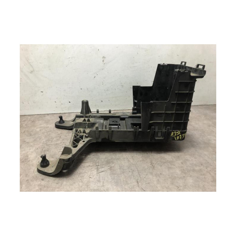 Coffre à batterie AUDI A3 2 PHASE 1 d’occasion