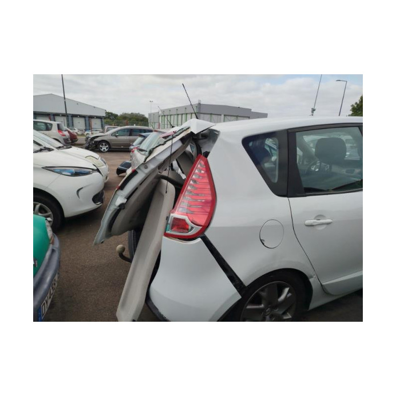 Serrure arriere droit RENAULT SCENIC 3 PHASE 1 d’occasion