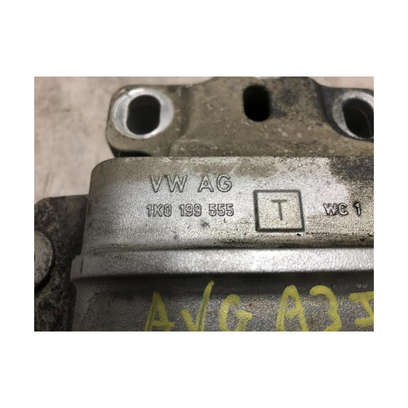 Support moteur gauche AUDI A3 2 PHASE 1 d’occasion