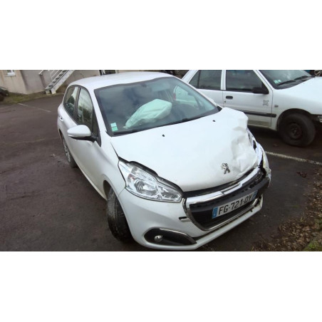 Platine feu arriere gauche PEUGEOT 208 1 PHASE 2 d’occasion