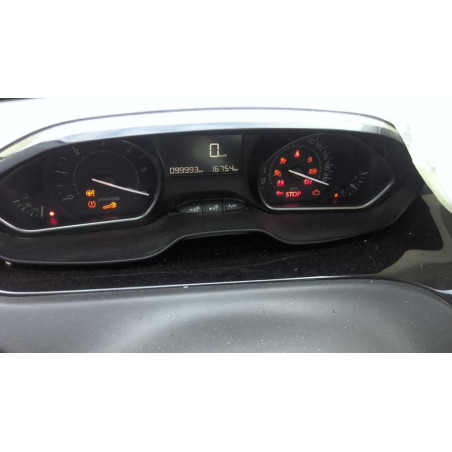 Platine feu arriere gauche PEUGEOT 208 1 PHASE 2 d’occasion