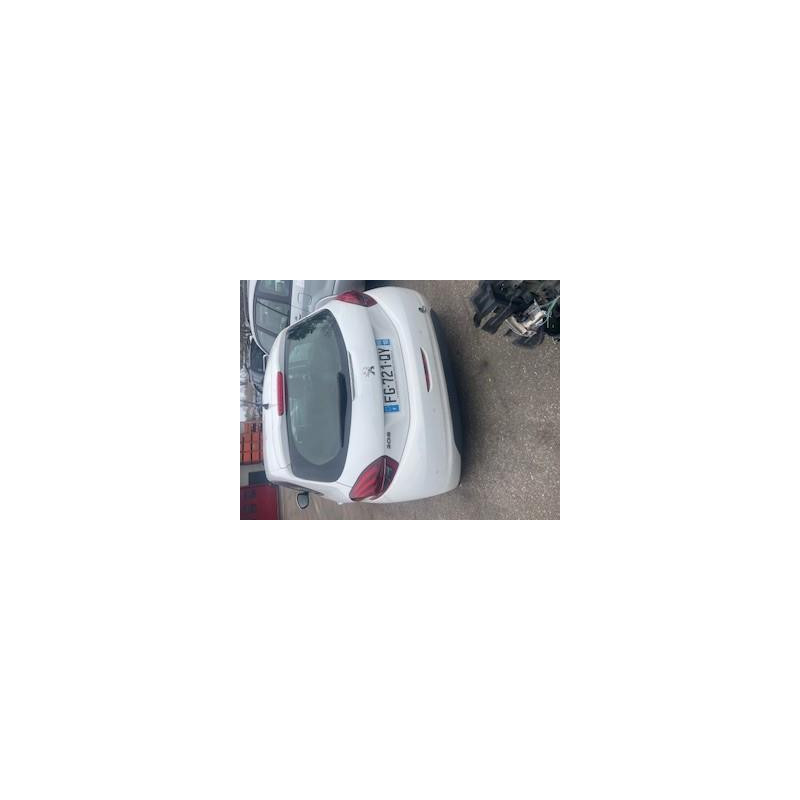 Platine feu arriere gauche PEUGEOT 208 1 PHASE 2 d’occasion