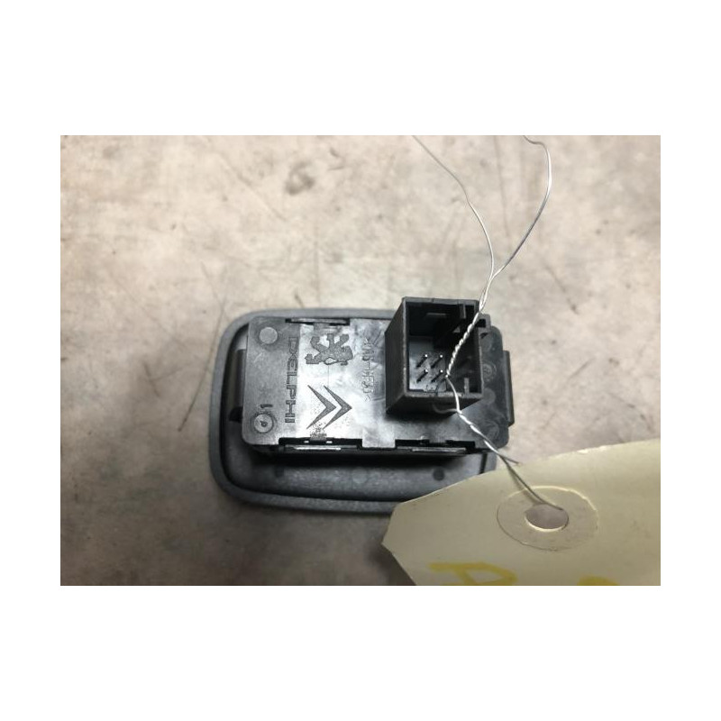 Interrupteur de leve vitre arriere droit CITROEN C5 2 BREAK d’occasion