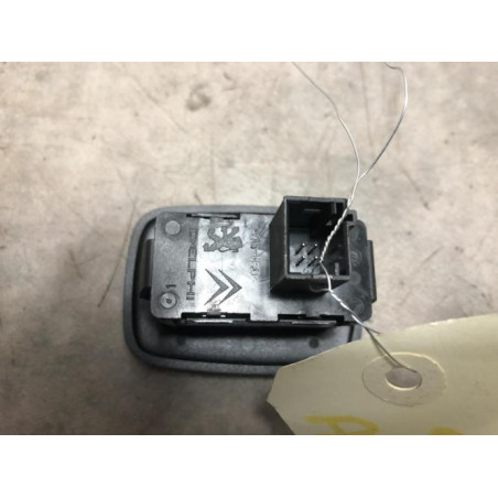Interrupteur de leve vitre arriere droit CITROEN C5 2 BREAK d’occasion