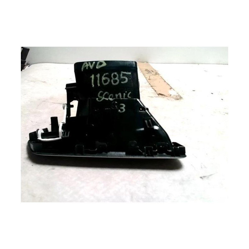 Aerateur tableau de bord avant droit RENAULT SCENIC 3 PHASE 1 d’occasion