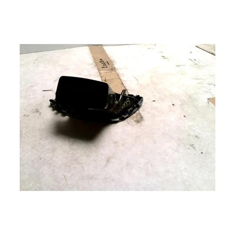 Aerateur tableau de bord avant gauche RENAULT SCENIC 3 PHASE 1 d’occasion