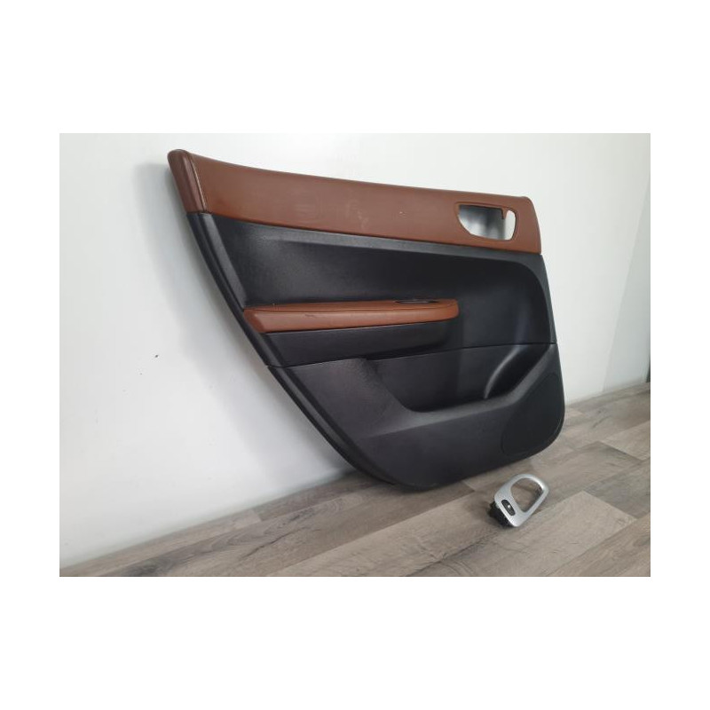 Panneau de porte arriere gauche PEUGEOT 307 PHASE 1 BREAK d’occasion